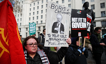 Акции протеста из-за роста цен на электроэнергию прошли в Великобритании