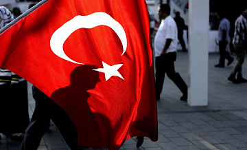 Турция проходит сложный этап отношений с НАТО, пишут СМИ