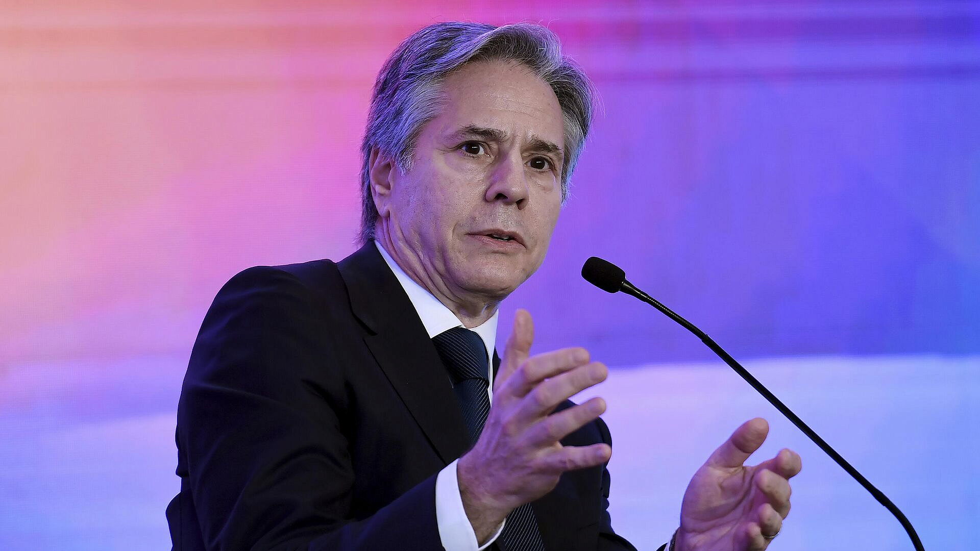 Захарова сравнила поездку Блинкена в Киев с визитом сатаны