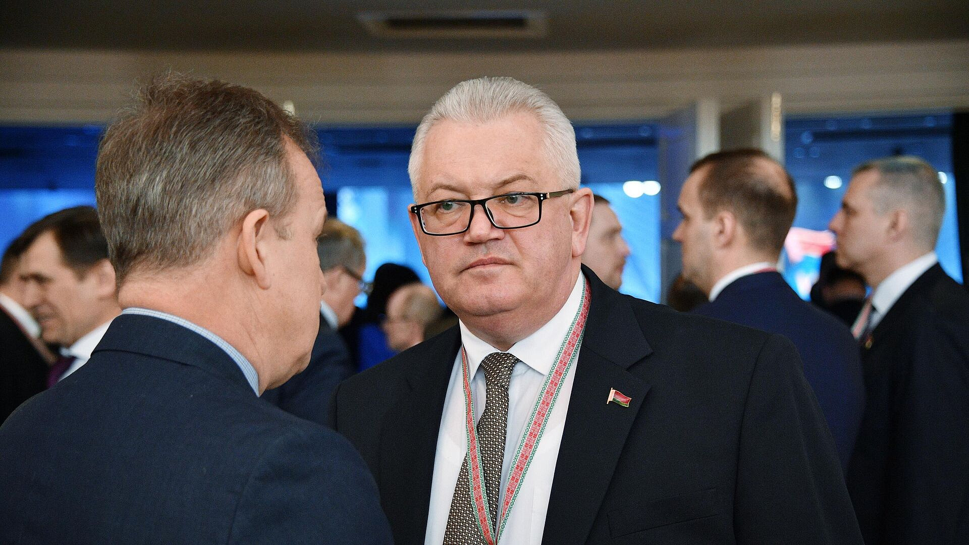 �������� ����� ������� ������ ����� ��� ����������