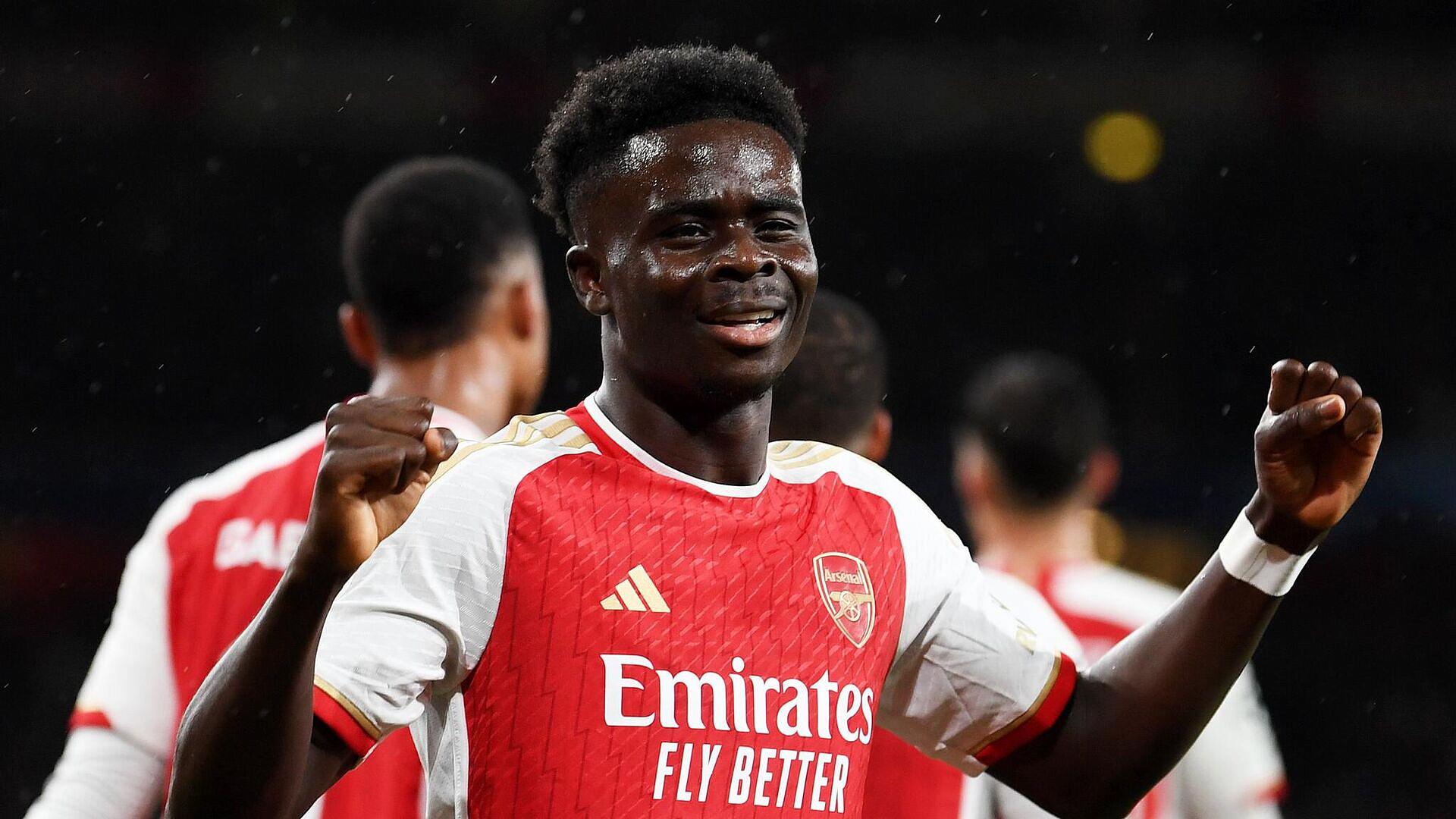 Сака продлил контракт с лондонским "Арсеналом"