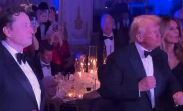 Маск провел новогоднюю ночь в резиденции Трампа