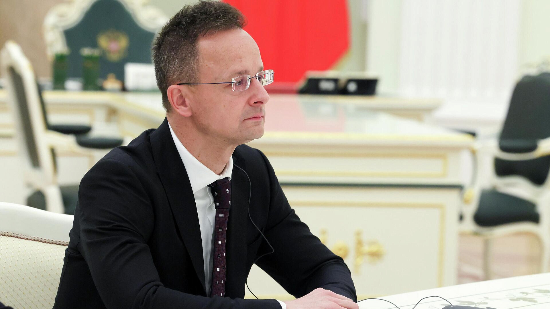 Эксперт предположил, кто стоит за прослушкой Сийярто