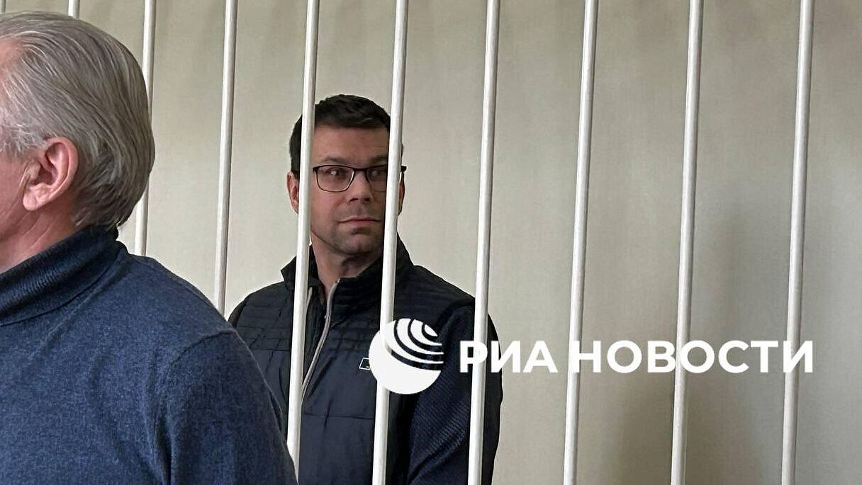 Суд изменил меру пресечения бывшему мэру Белгорода на домашний арест