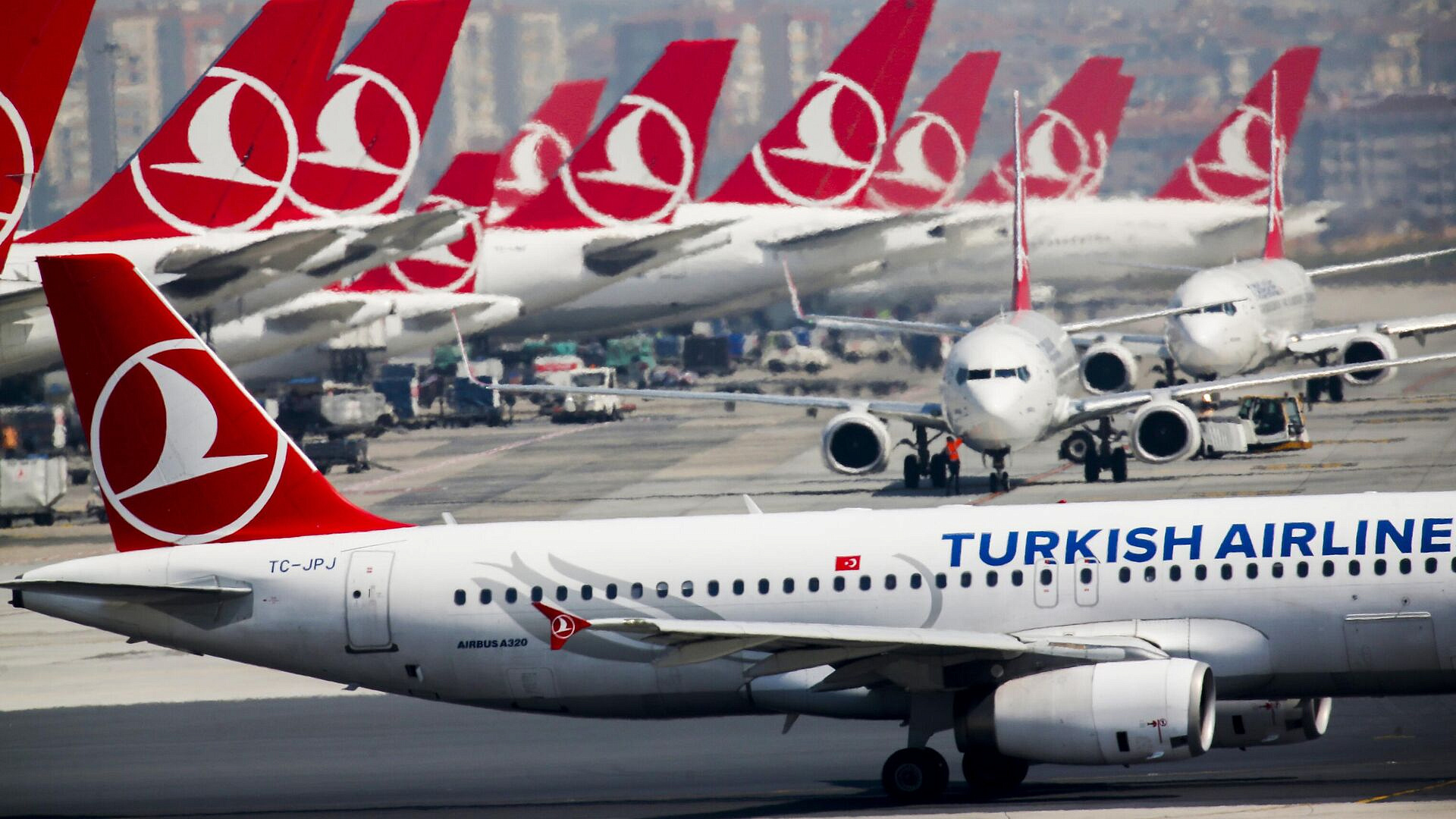 Turkish Airlines �������� ����� 60 ������ ��-�� ���������