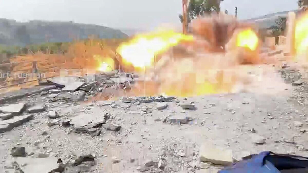 Россия требует расследовать удар по журналистам RT в Ливане, заявил Небензя