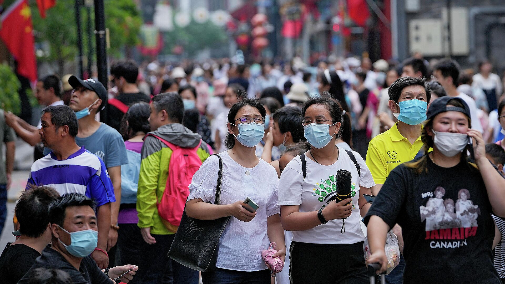 В Китае за неделю выявили более 1,3 тысячи случаев лихорадки чикунгунья