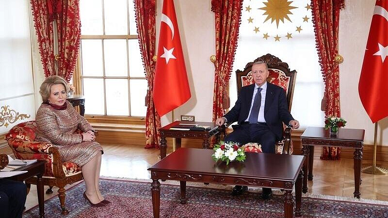 Матвиенко попросила Эрдогана обратить внимание на теракты Киева