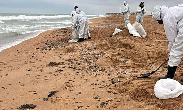 Новые выбросы нефтепродуктов нашли только на двух участках пляжей в Анапе