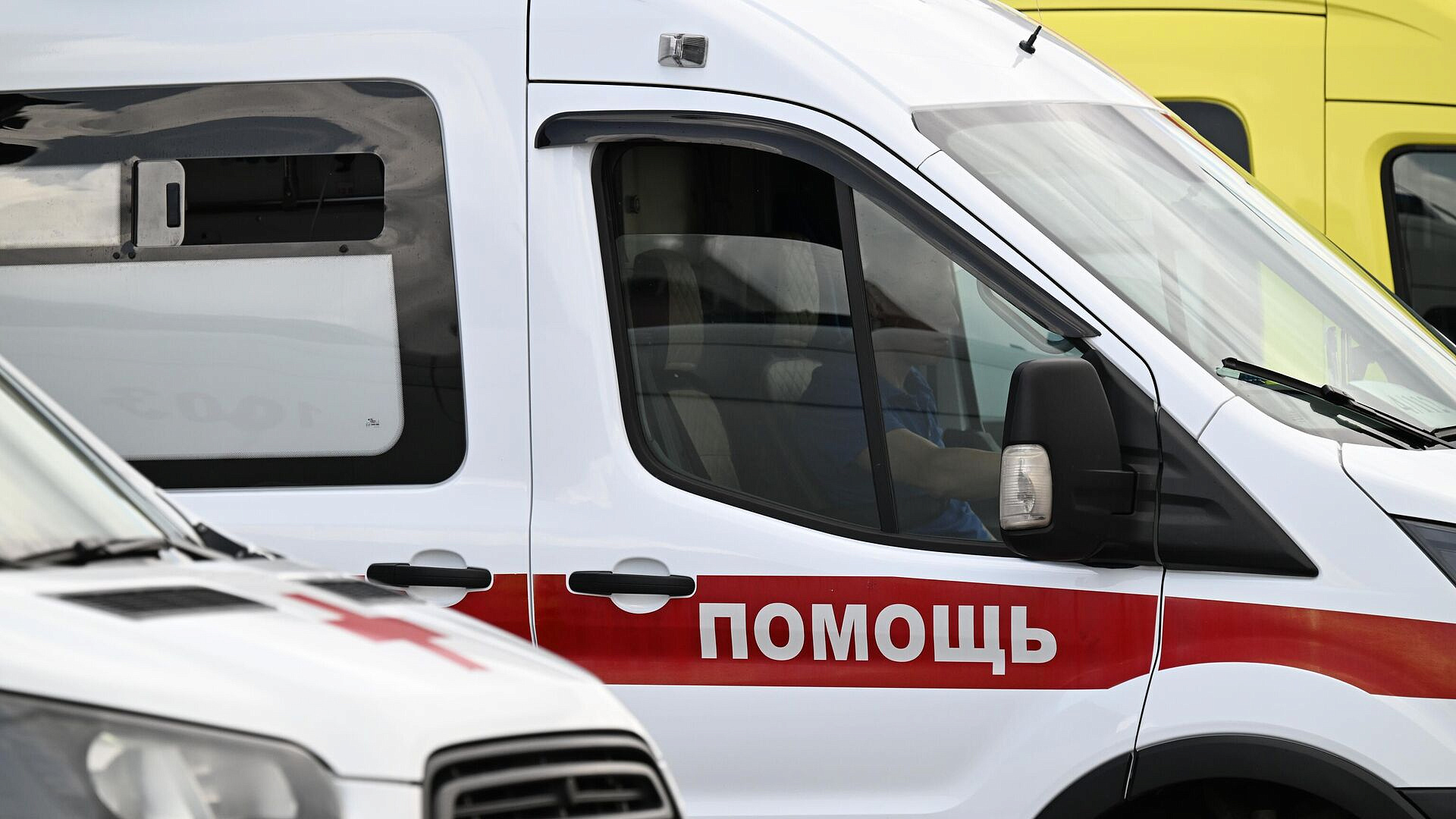 В ДТП с автобусом в Хабаровском пострадали крае шесть вахтовиков В ДТП с автобусом в Хабаровском пострадали крае шесть вахтовиков