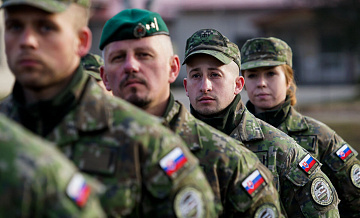 Словацкую армию истощила регулярная помощь ВСУ