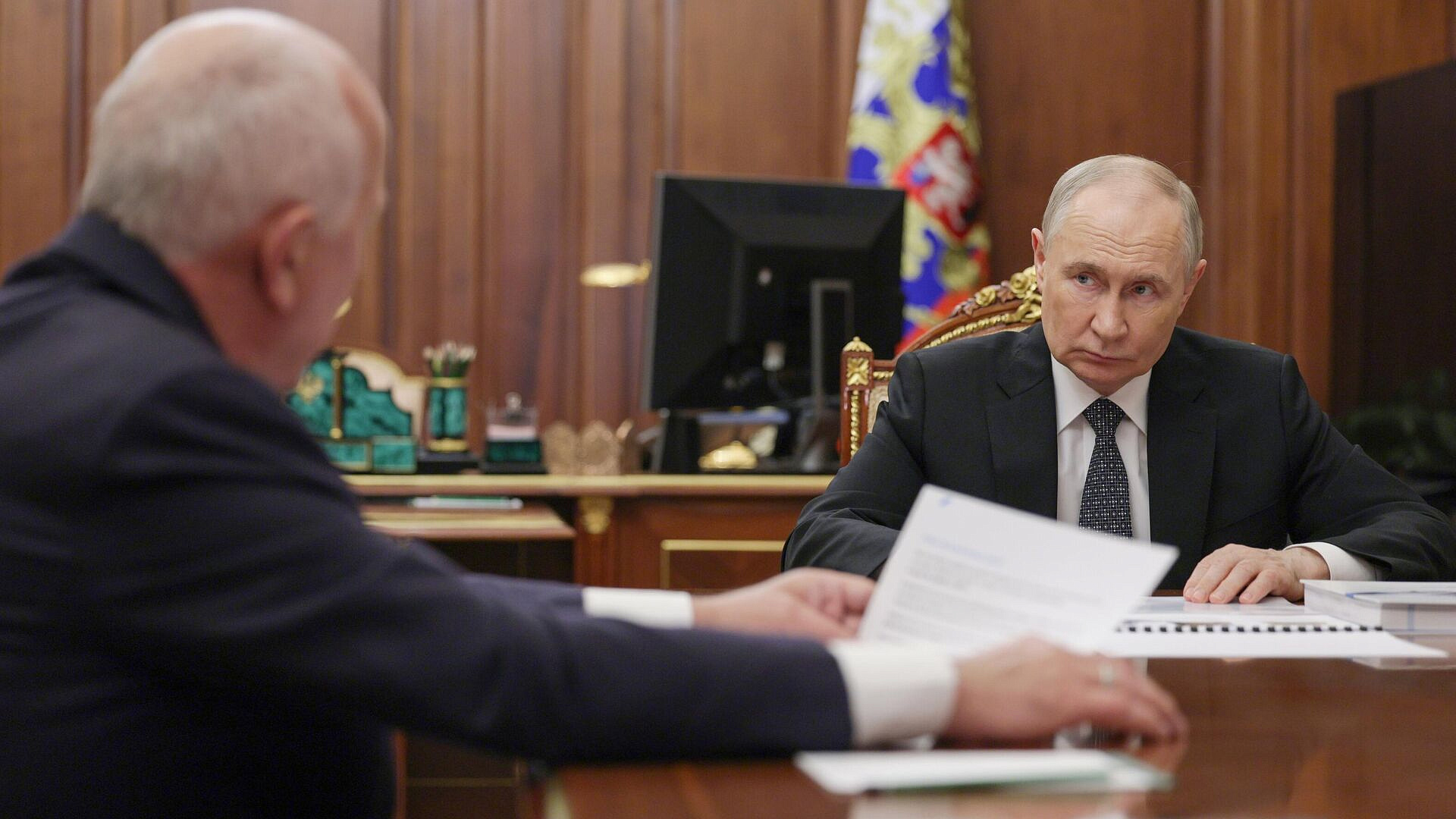 Путин спросил Чемезова об ущербе "Боинга" от ухода из России