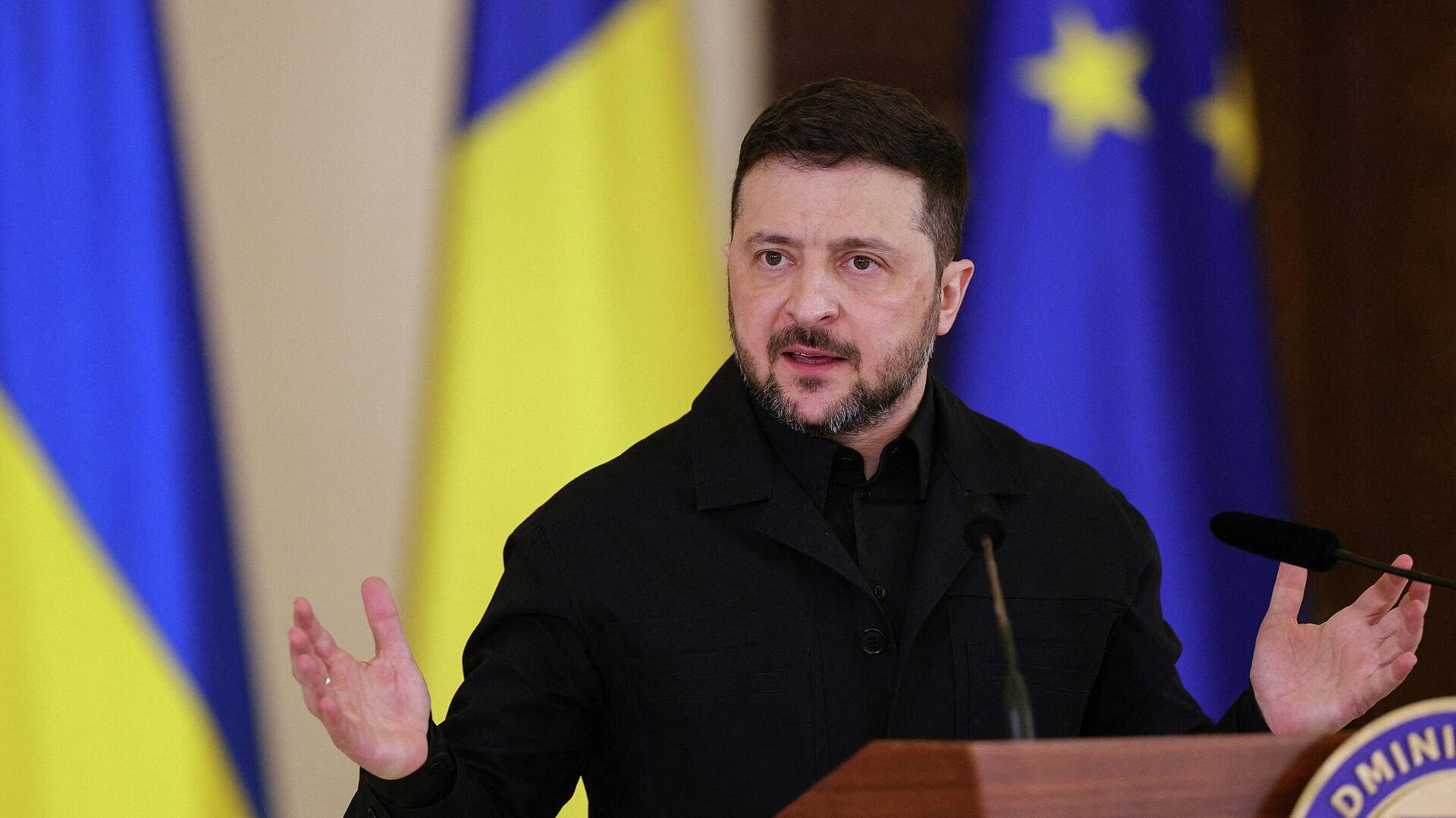 Зеленский выступил с резким заявлением после российских ударов