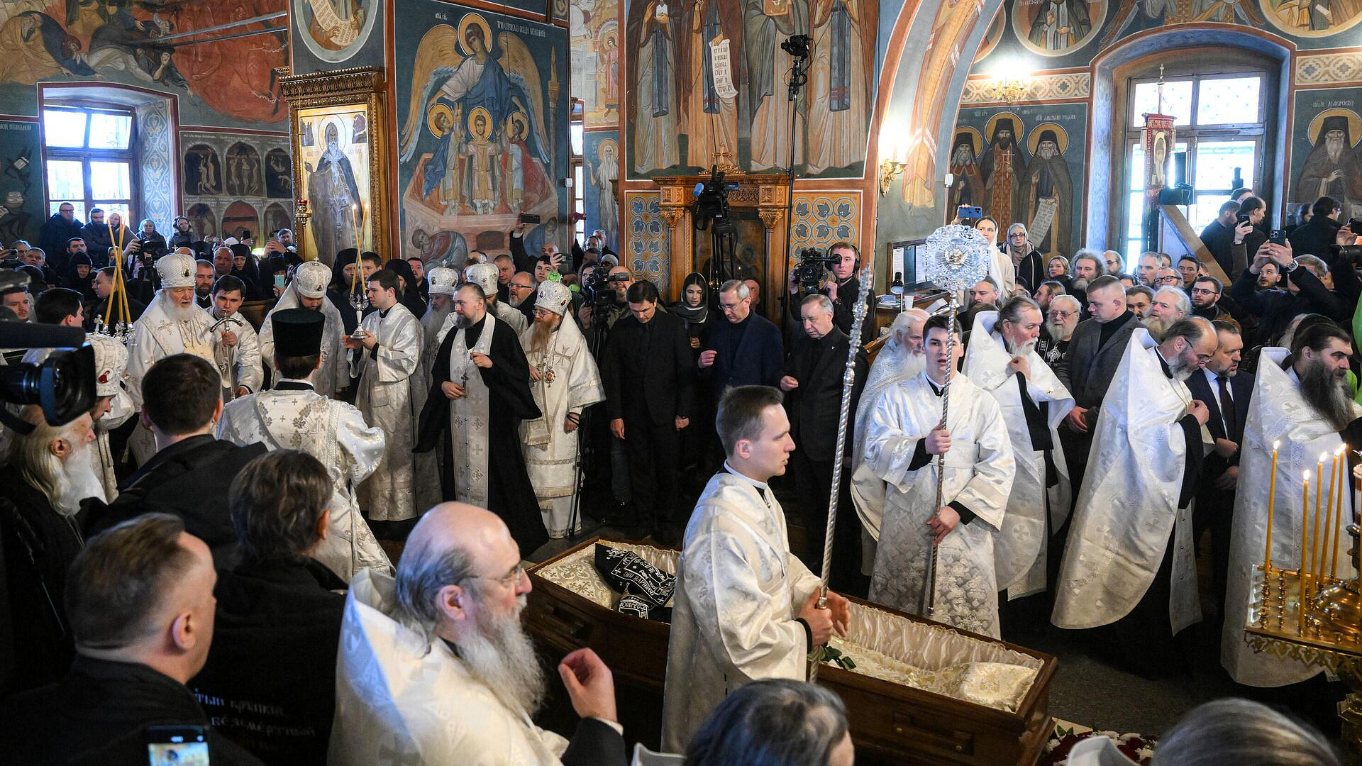 Старца Илия похоронили у Воскресенской часовни в Оптиной пустыни