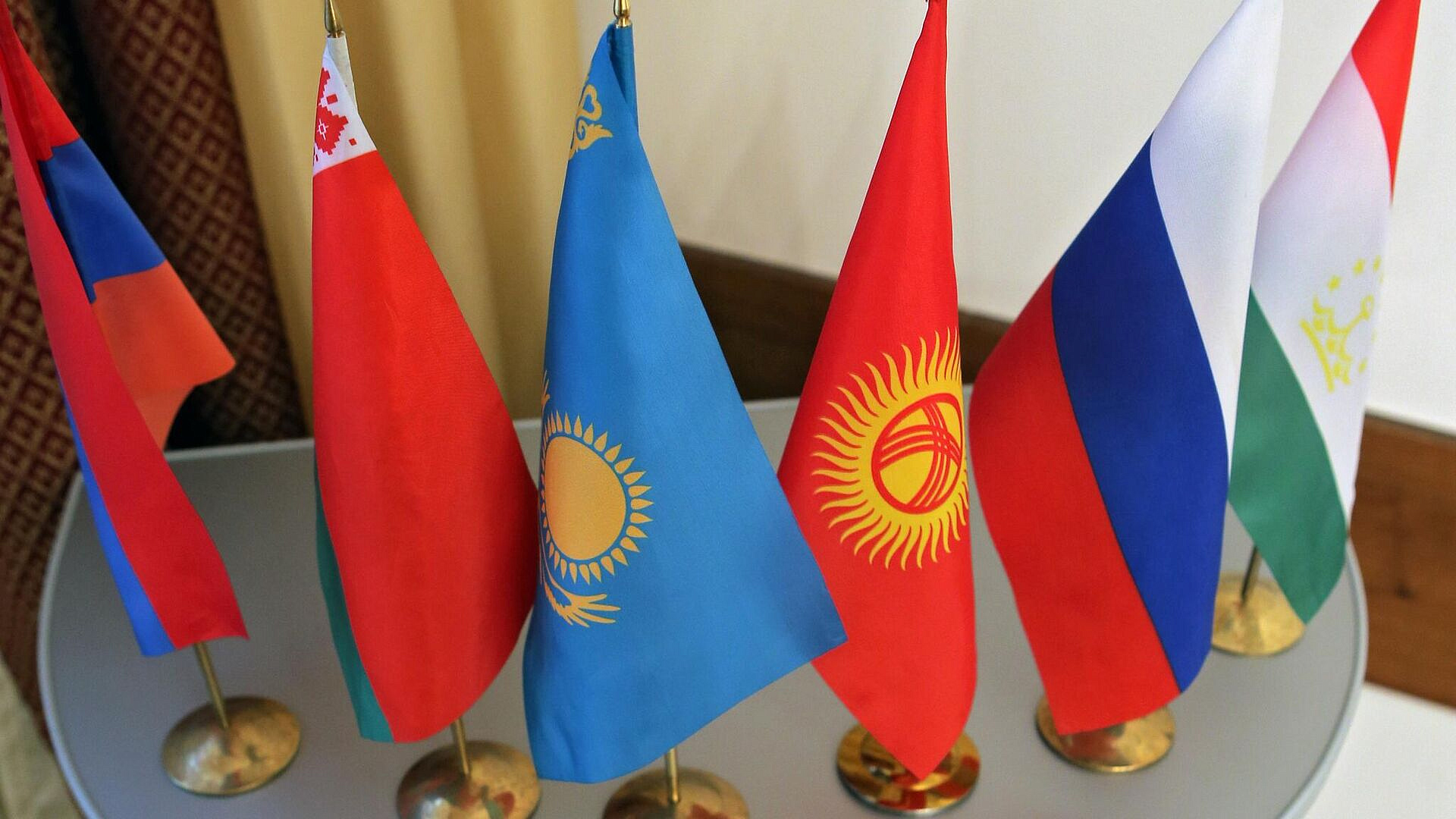 Лавров и главы парламентских комитетов ОДКБ обсудили сотрудничество