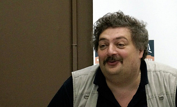 Писатель Быков* дошел до Верховного суда, обжалуя иноагентский штраф