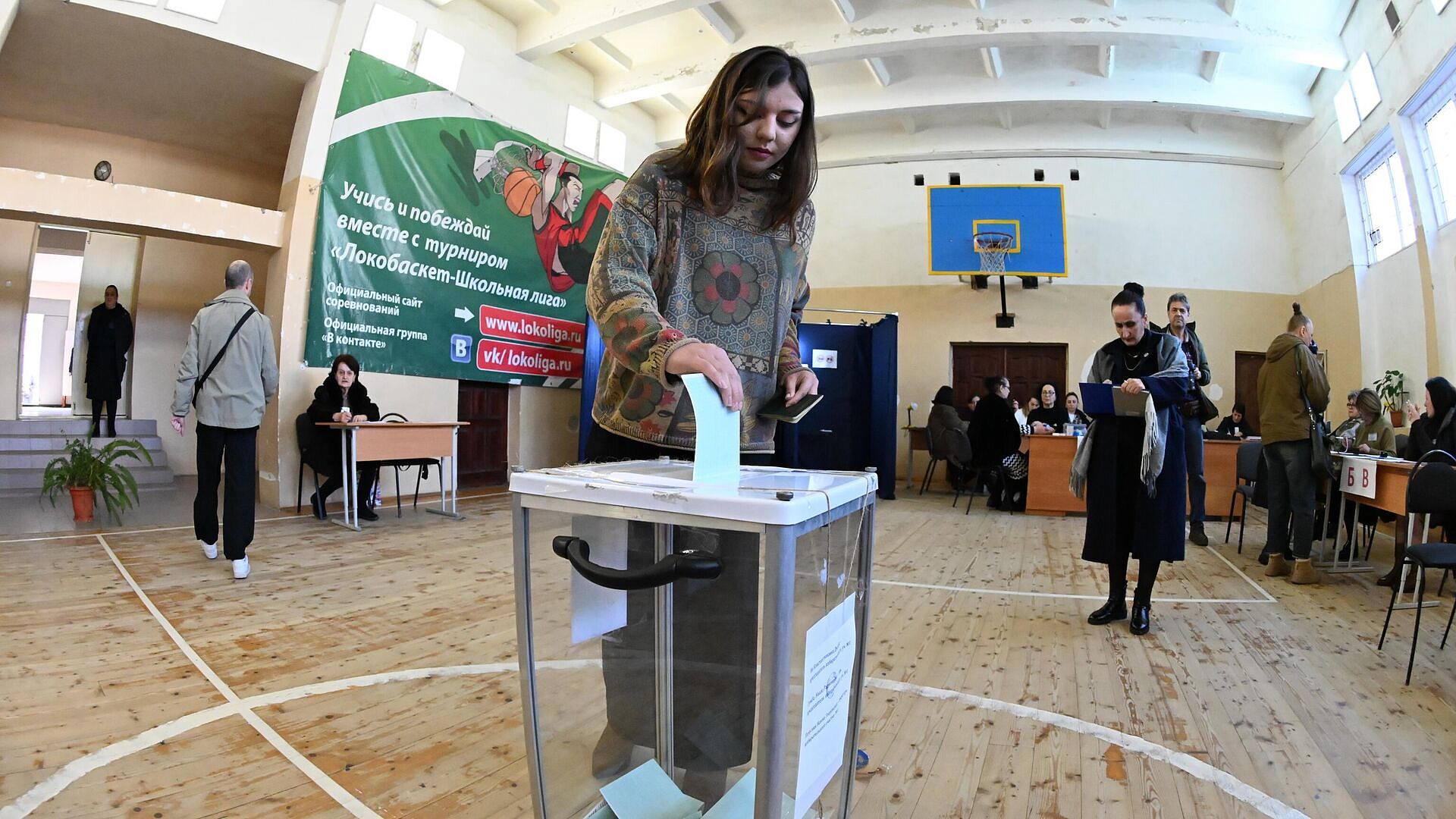 Итоговая явка на выборах президента Абхазии составила 65 процентов