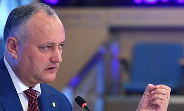 Молдавию при режиме Санду может разорвать на части, заявил Додон