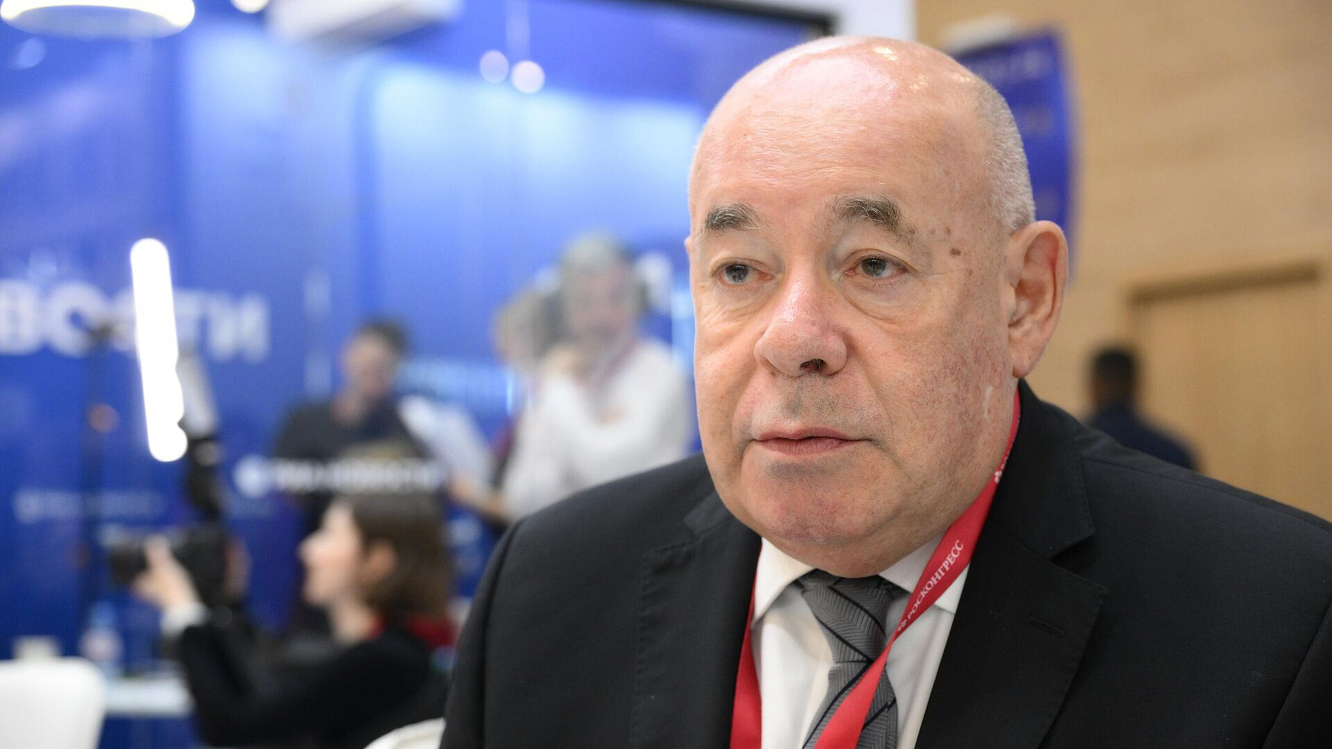 ����� 16 ����� ������ ������� � ����������� �������� "������������"