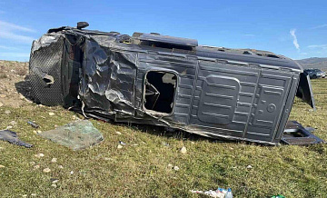 Число пострадавших при опрокидывании автобуса в Бурятии выросло до девяти