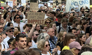 В Вене прошел протест против сокращения финансирования вузов