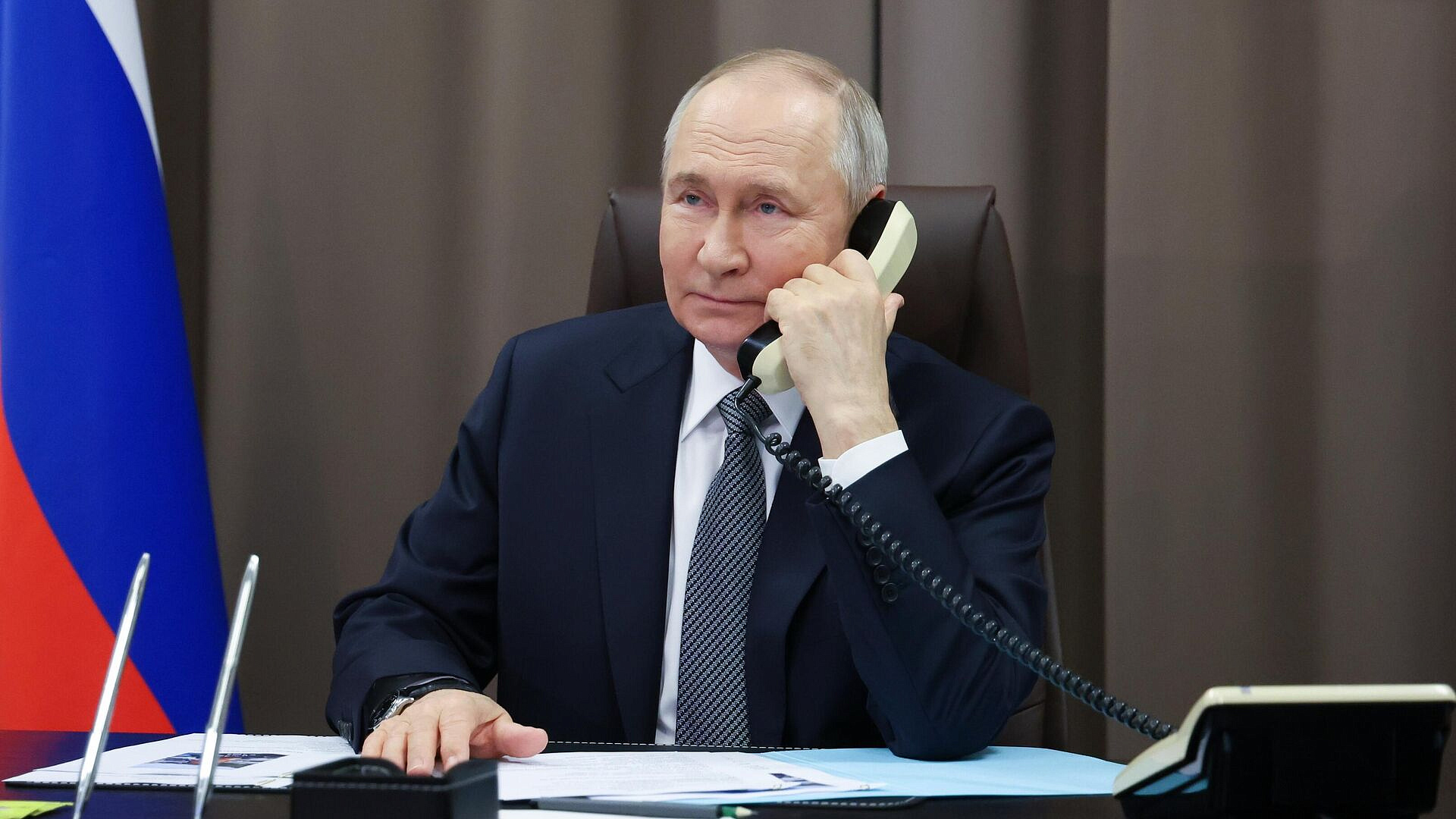 Песков назвал отличительную деталь телефонного разговора Путина и Трампа Песков назвал отличительную деталь телефонного разговора Путина и Трампа