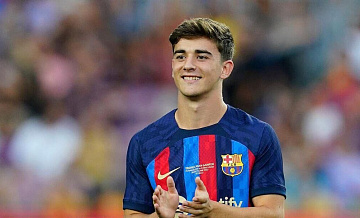 Футболист "Барселоны" Гави восстановился после травмы мениска