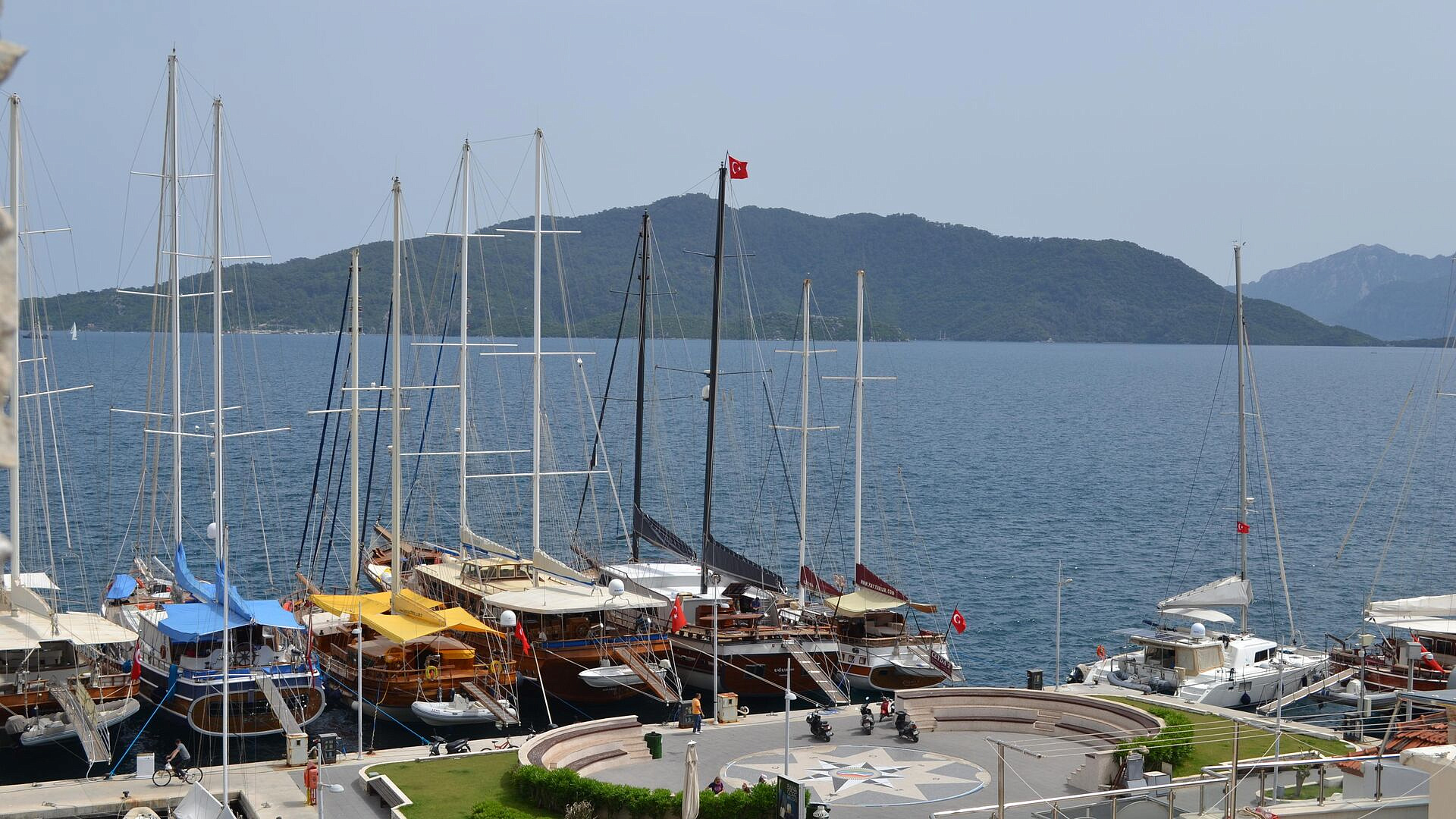 Турция запретила погрузку товаров из своих портов для отправки в Израиль