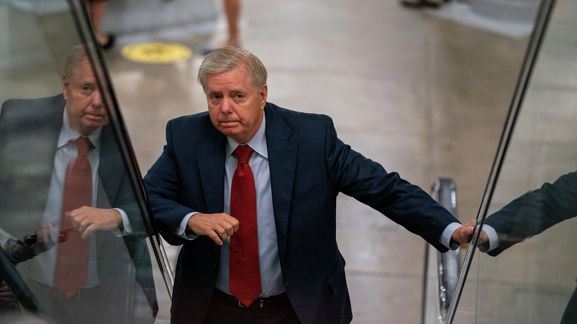 ����* ��������� ����������� ������� ����� ���������