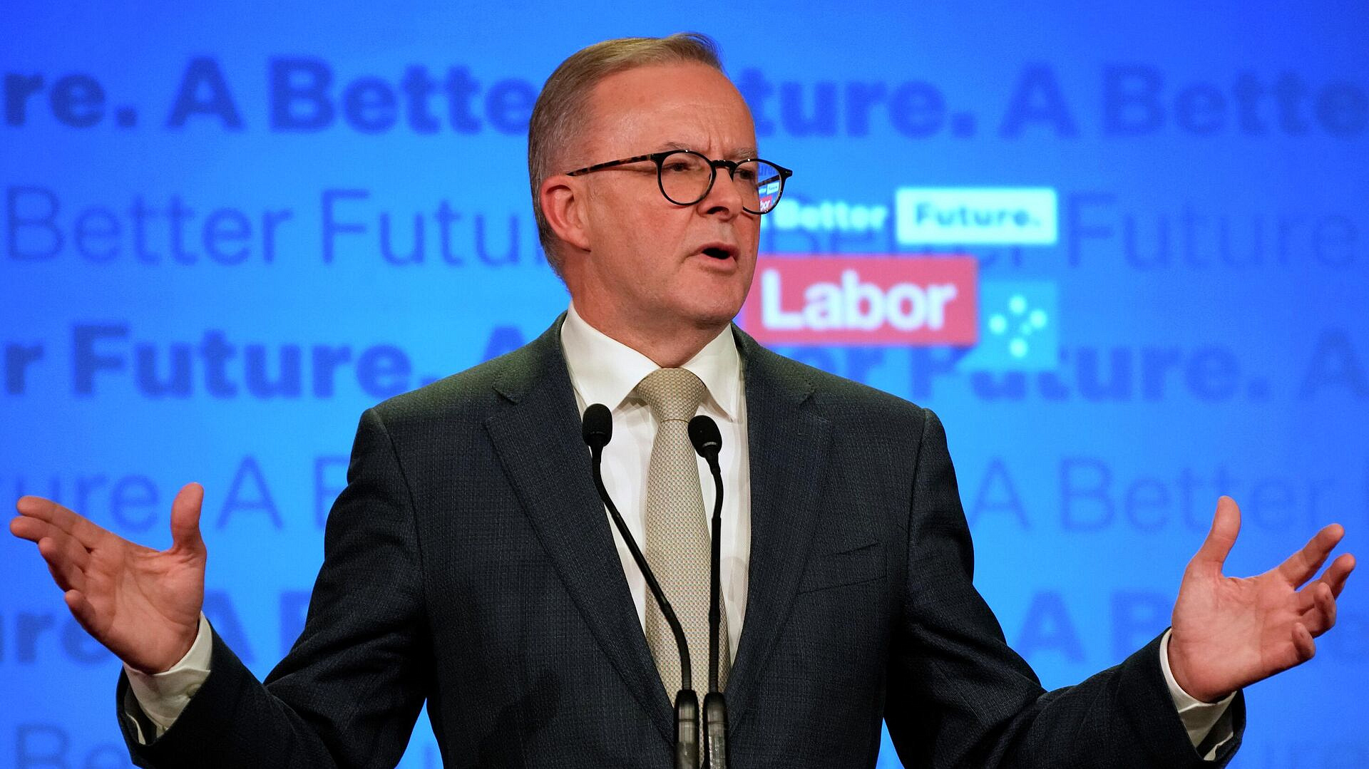 ������� ��������� ���������� ��� ��������� � ��������� �� �������� � ����