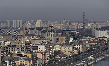 В Киеве демонтировали памятник российскому лауреату Нобелевской премии