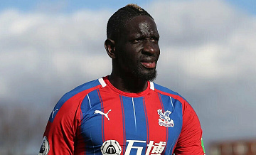 Экс-футболист "ПСЖ" и "Ливерпуля" Сако завершил карьеру