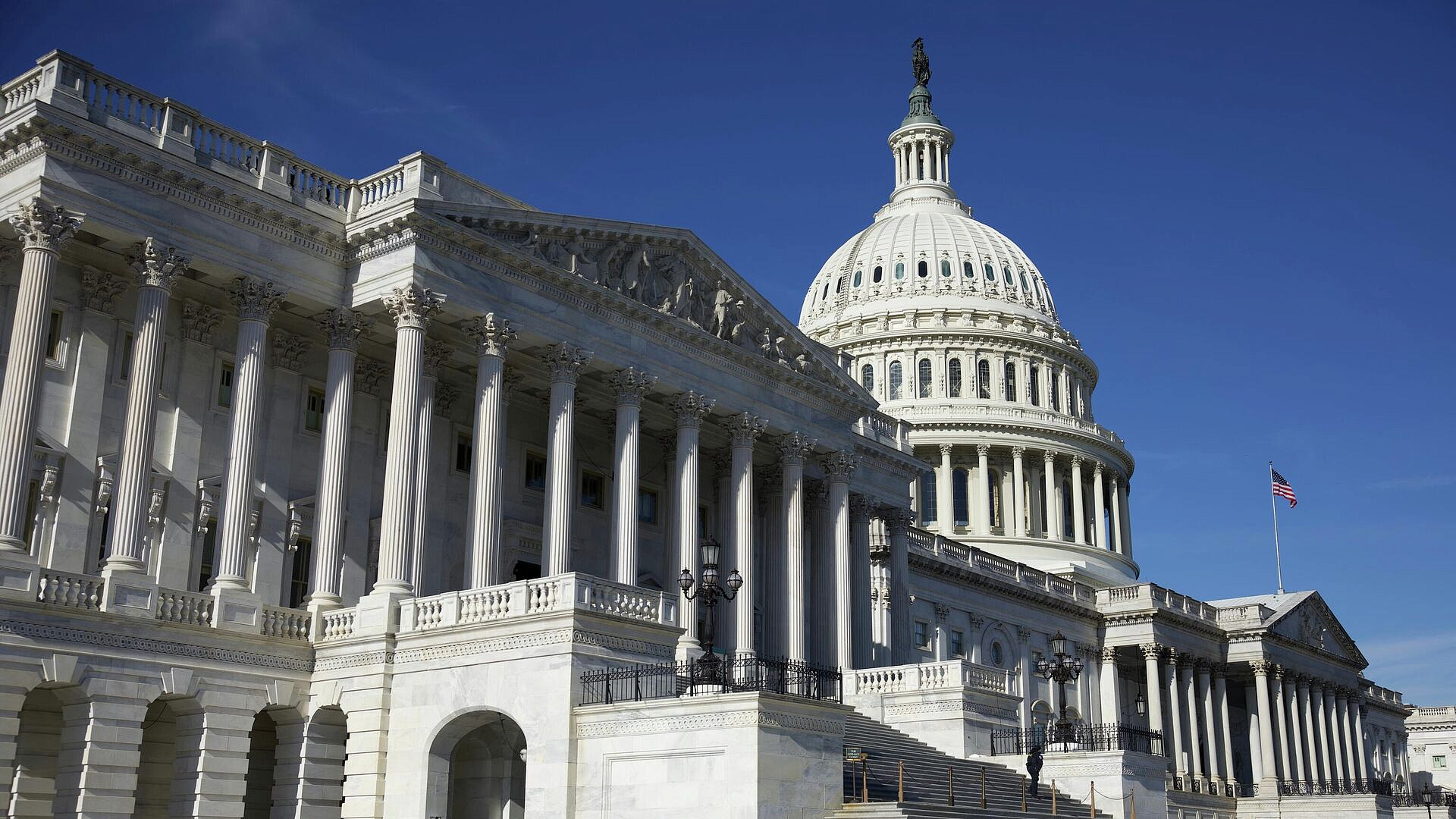 FT: США могут освободить некоторые товары от пошлин