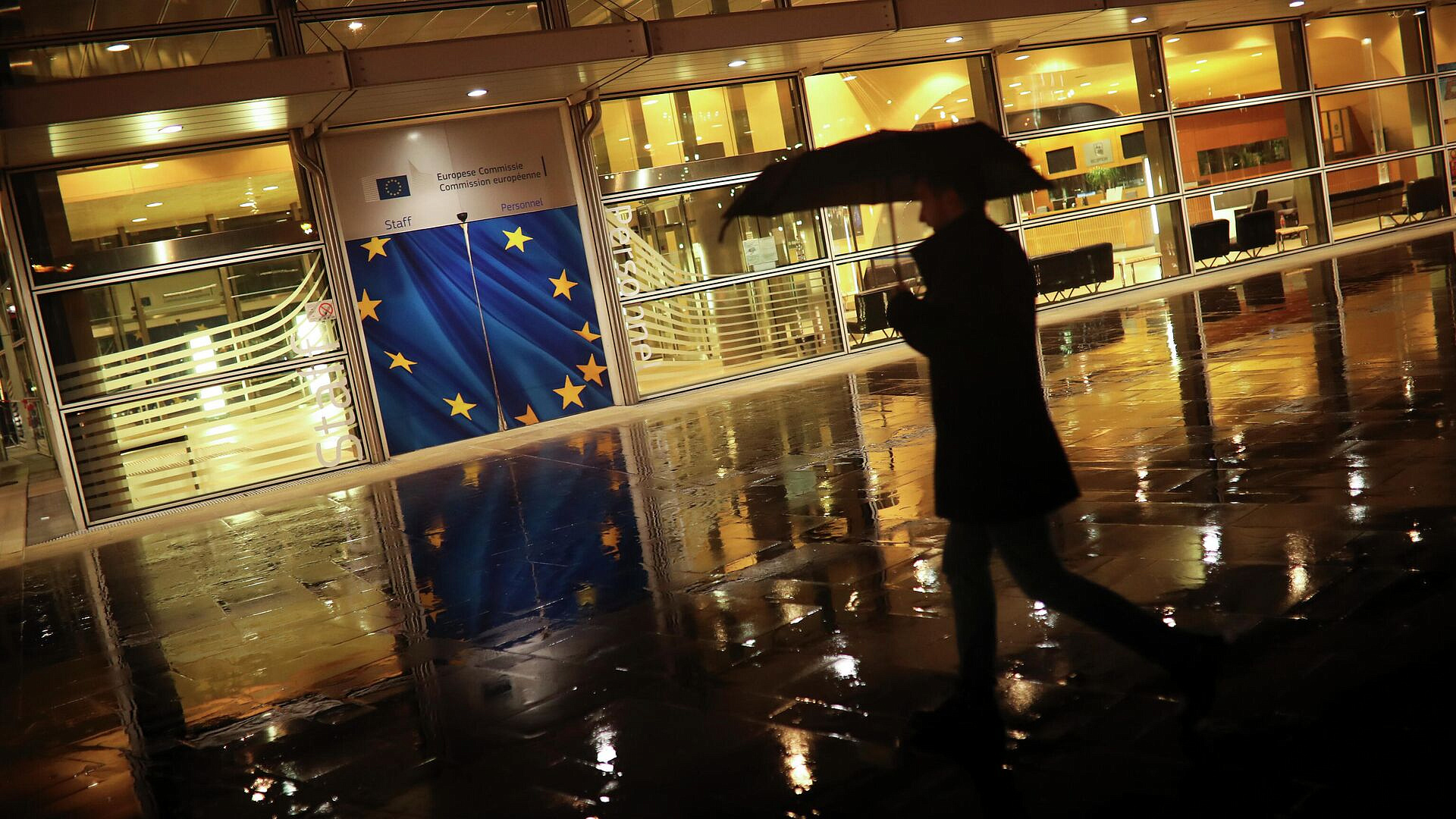 В Турции назвали действия Трампа тревожным звонком для Европы