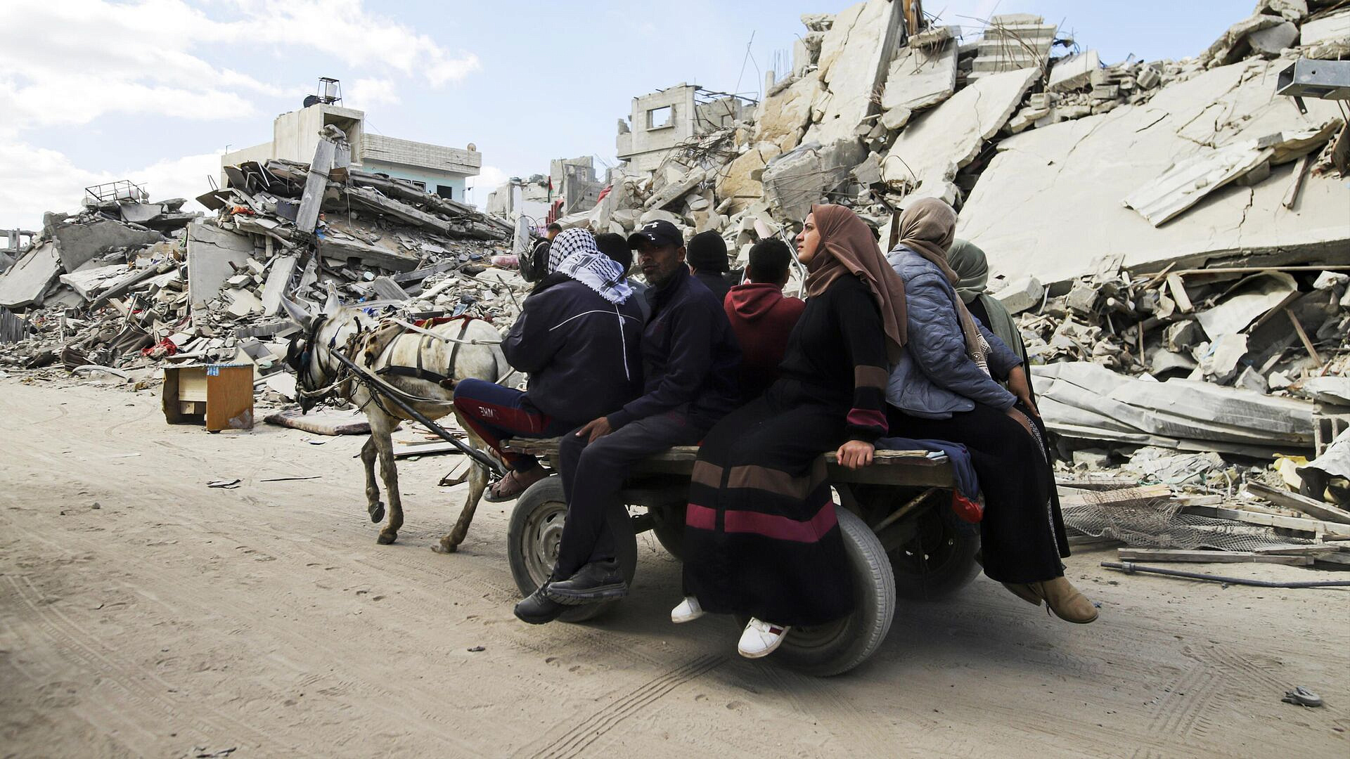 ��������� ��������� ������ ���� ������ � ������������ �� ����