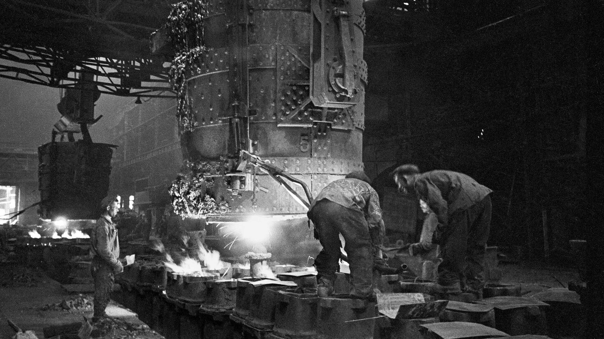 Гарбузов: в Москве расскажут о вкладе столичных заводов в Победу