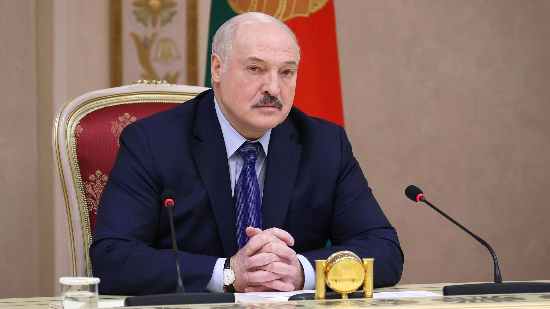 Белорусских солдат на Украине не было и не будет, заявил Лукашенко