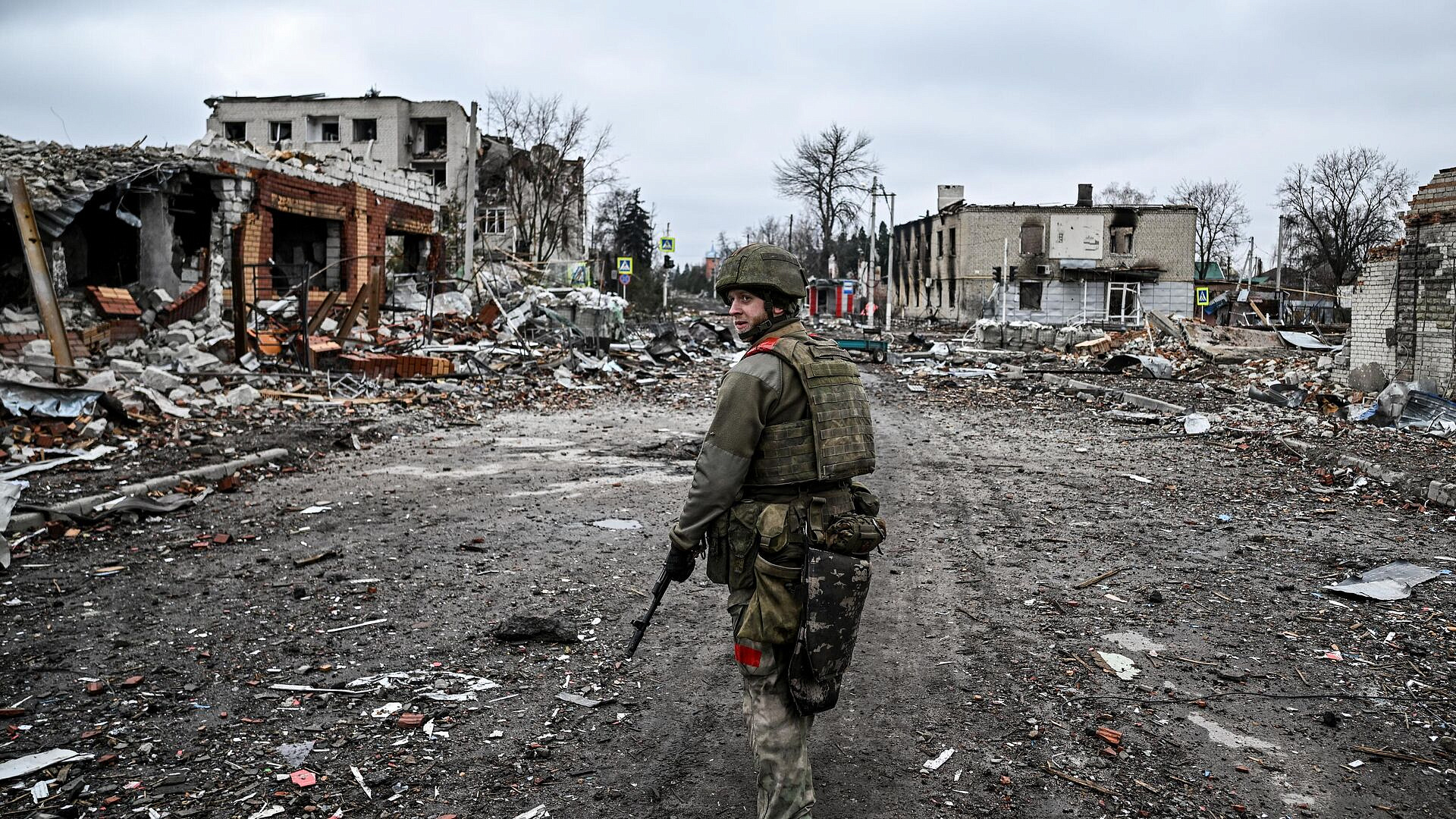 �������� ������� � ���������� ������������ ����� �����