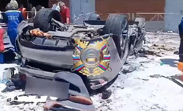 Водитель вылетевшей с парковки BMW купил ее два месяца назад