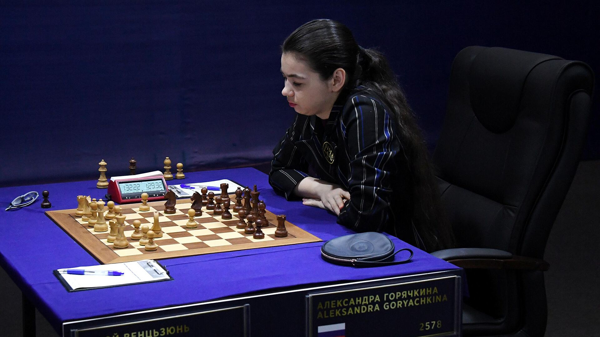 Горячкина впервые выиграла партию на шахматном турнире претенденток