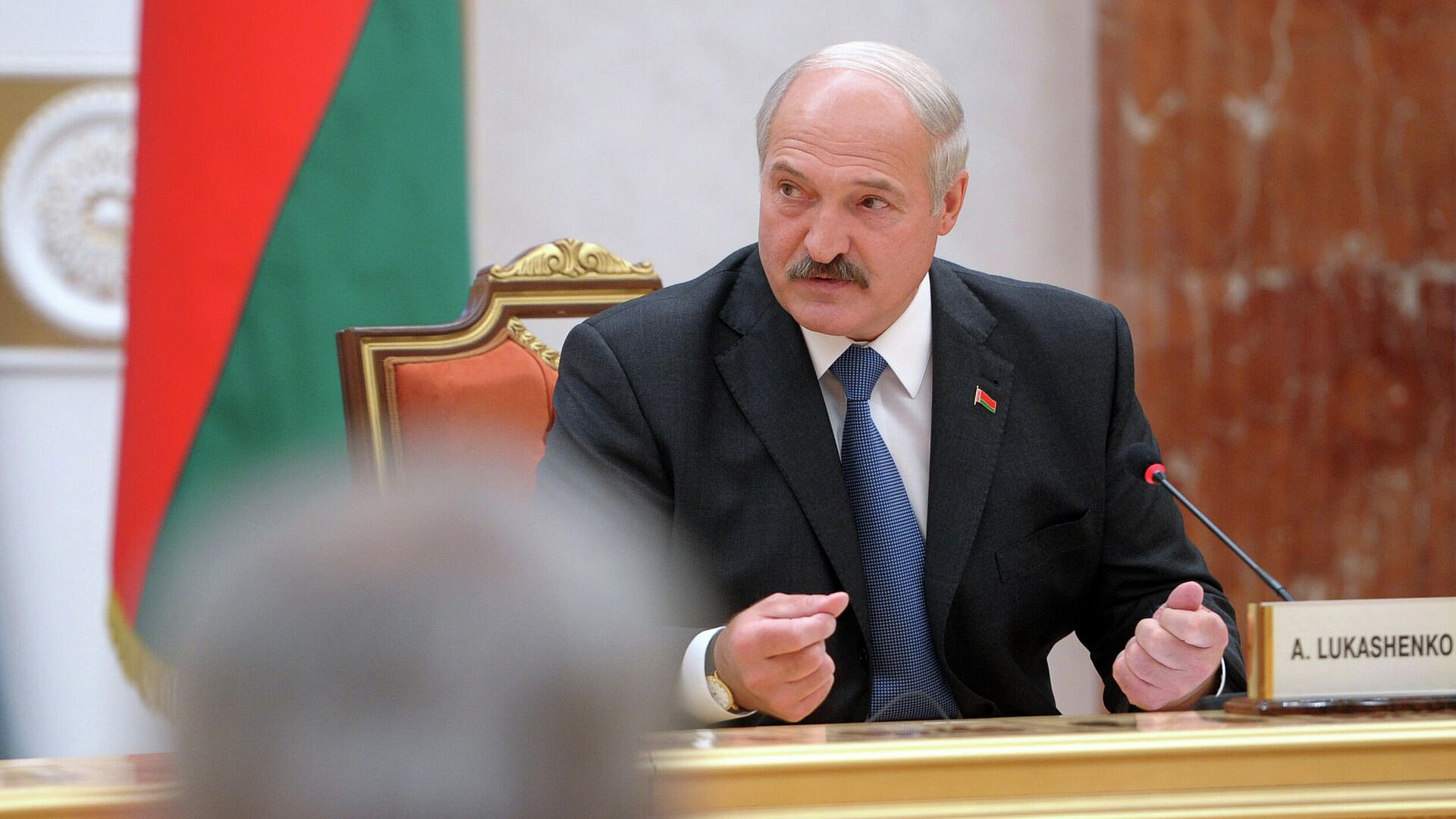Оценки заявлений Киева в адрес Минска должен делать Лукашенко, заявил Путин