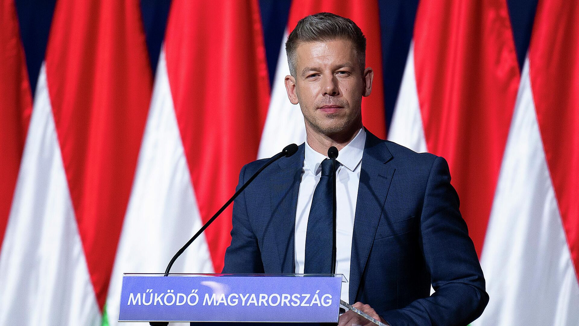 Мадьяр после избрания премьером открыл концерт