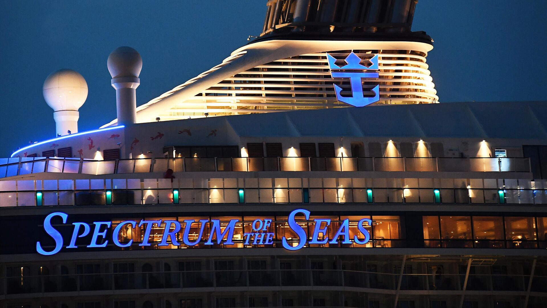  Spectrum of the Seas      