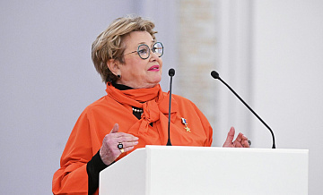 Неелова поблагодарила своих педагогов и театр "Современник"