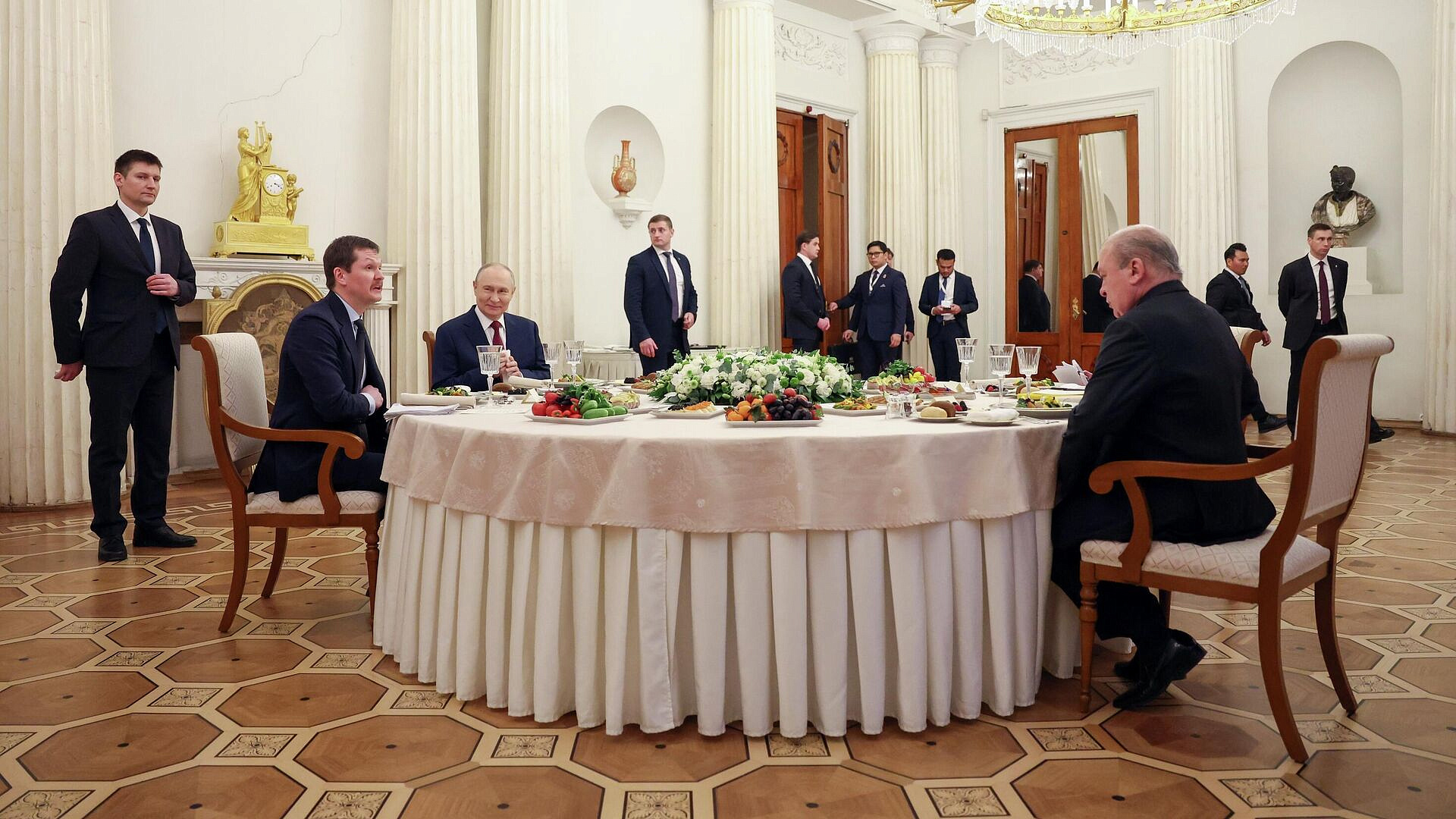 ������ ������ ����� ���������� ��������� �������� � ������