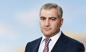 Родственник Карапетяна заявил, что завтра бизнесмен будет дома