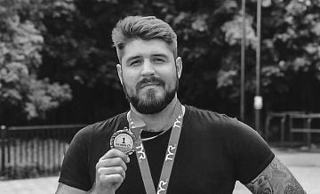 Погибшего в Турции пловца Свечникова похоронили на Лайковском кладбище