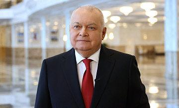 Глава МВД наградил Киселева за вклад в освещение деятельности министерства