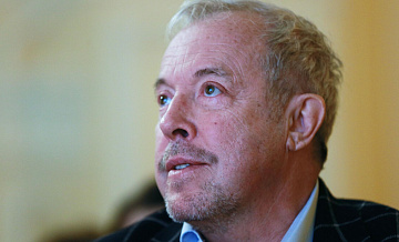 Макаревич* не будет оспаривать закрытие своей компании