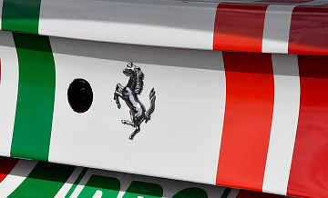 "Феррари" представит болид на новый сезон "Формулы-1" в январе